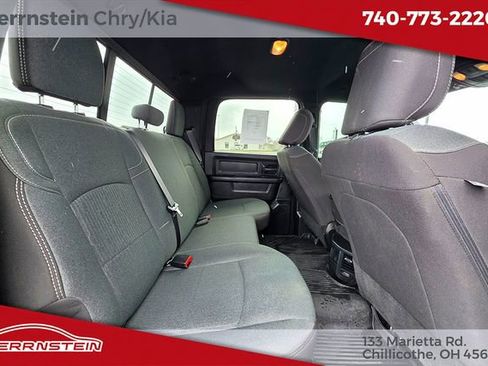 Used 2024 RAM 3500 Tradesman w/ Chrome Appearance Group image 27