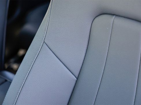 New 2025 Mercedes-Benz EQB 300 4MATIC image 25