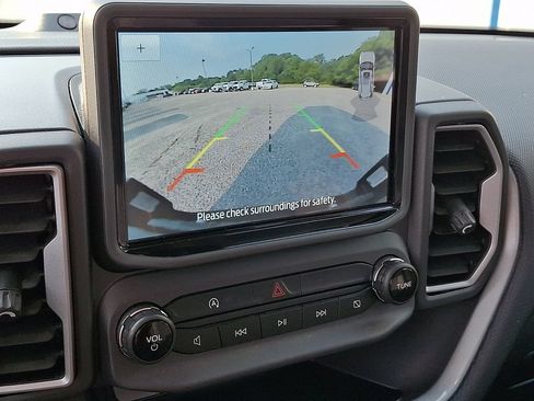 Used 2022 Ford Bronco Sport Outer Banks w/ Tech Package AWD/4WD image 18