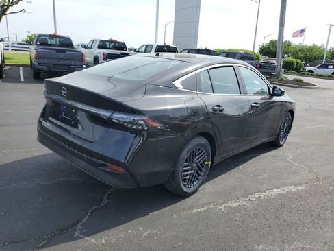 New 2026 Nissan Sentra SV w/ SV Convenience Package FWD image 7