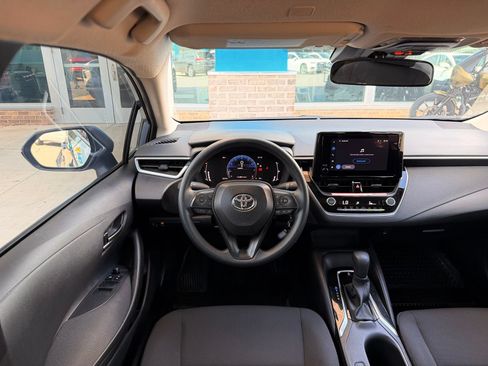 Used 2026 Toyota Corolla LE FWD image 26