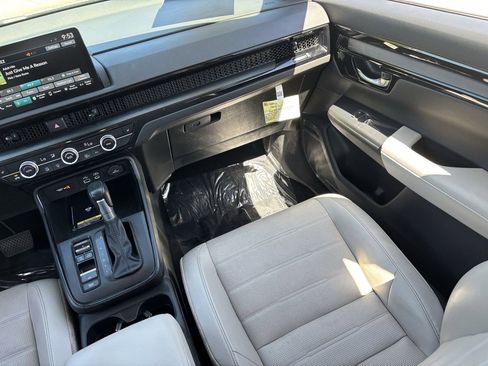 Used 2024 Honda CR-V EX-L image 14
