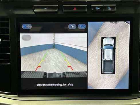 Used 2023 Ford F250 XLT w/ Tremor Off-Road Package image 10