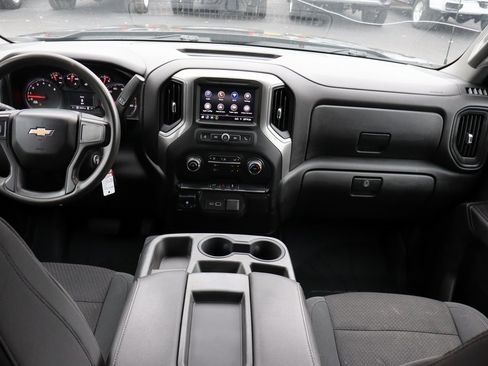 Used 2021 Chevrolet Silverado 1500 Custom image 14