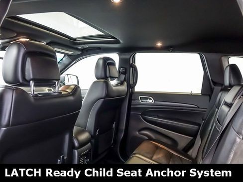 Used 2020 Jeep Grand Cherokee Altitude image 16