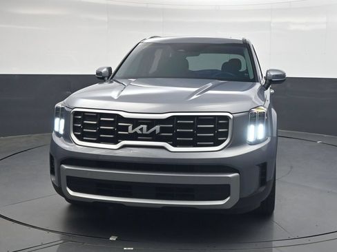 Used 2023 Kia Telluride S w/ S Sunroof Package FWD image 13