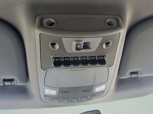 Used 2019 Ford F350 XLT w/ XLT Premium Package AWD/4WD image 33