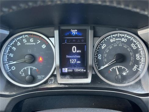 Used 2017 Toyota Tacoma SR5 image 19