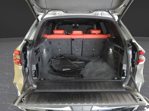 Used 2021 BMW X5 M w/ Competition Package AWD/4WD image 7