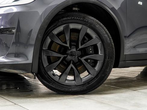 Used 2022 Tesla Model X image 7