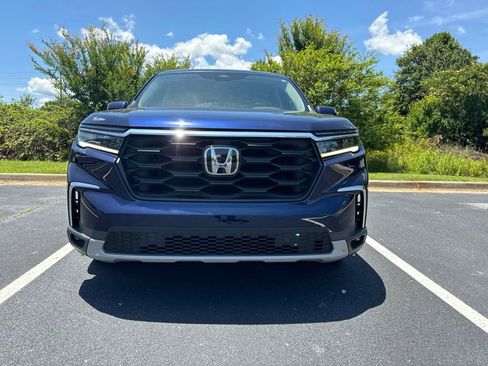 Used 2023 Honda Pilot EX-L image 2