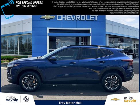 Certified 2024 Chevrolet Trax LT w/ Driver Confidence Package FWD image 2