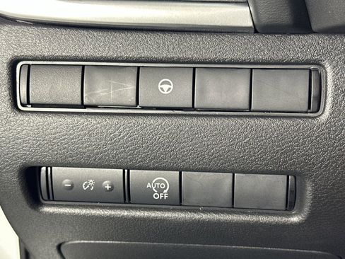 Certified 2023 Nissan Rogue SV image 22