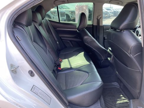 Used 2021 Toyota Camry SE image 22