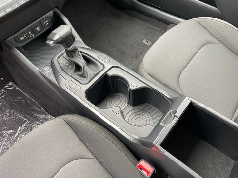 New 2026 Kia K4 FWD image 9