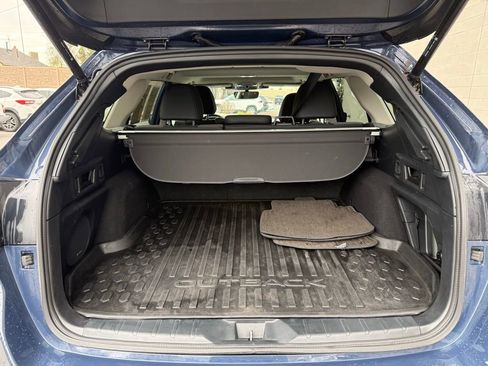 Certified 2025 Subaru Outback Onyx Edition AWD/4WD image 27