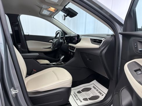 Used 2024 Buick Encore GX Sport Touring w/ Comfort Package FWD image 11