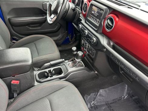 Used 2019 Jeep Wrangler Unlimited Rubicon image 16