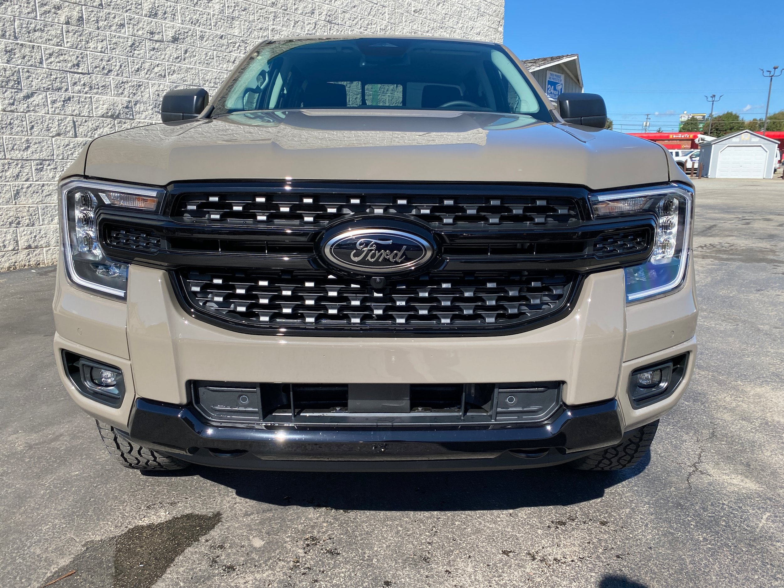 New 2026 Ford Ranger XLT w/ Equipment Group 301A High AWD/4WD image 15
