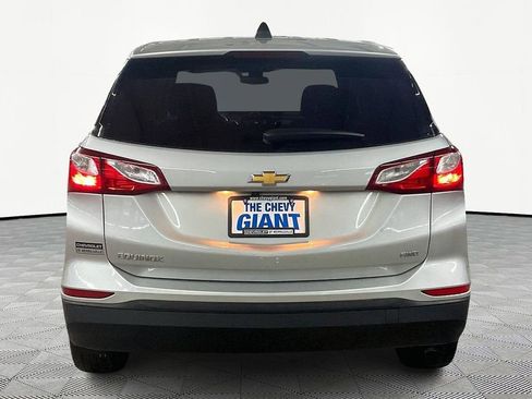 Used 2020 Chevrolet Equinox LS w/ LS Convenience Package image 6