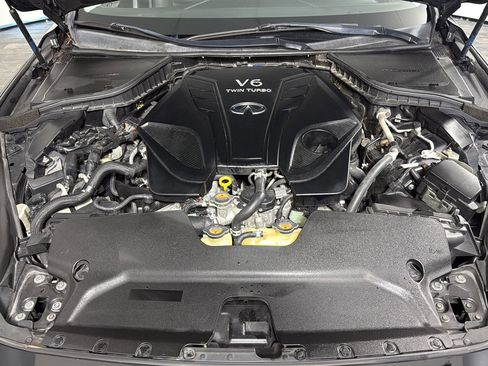 Used 2019 INFINITI Q50 Luxe image 16