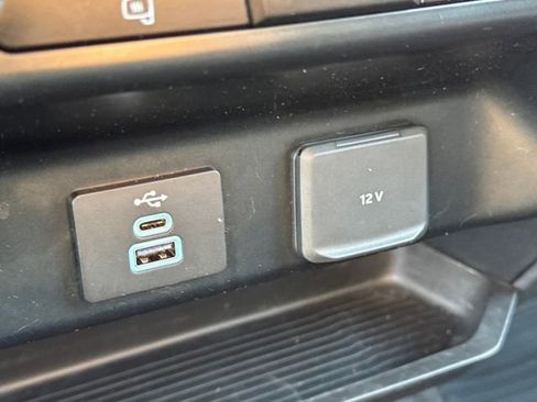 Used 2023 Ford F250 XLT w/ FX4 Off-Road Package image 25