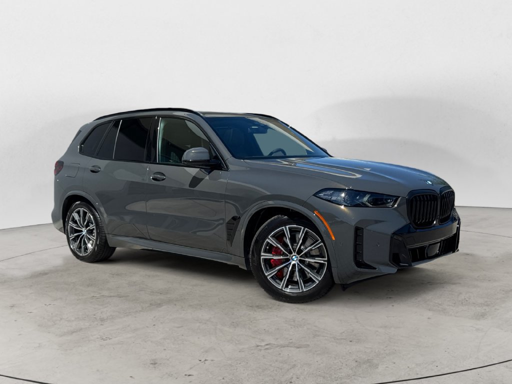Used 2026 BMW X5 xDrive50e w/ Executive Package AWD/4WD image 3