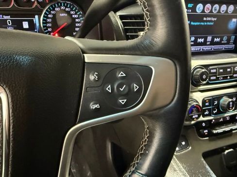 Certified 2020 GMC Yukon XL SLT w/ Premium Edition AWD/4WD image 20
