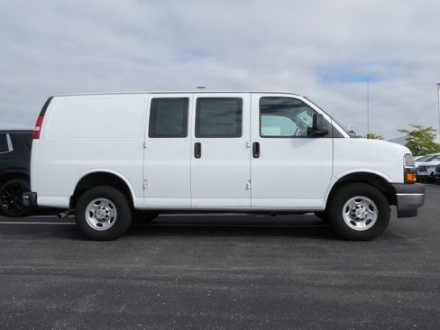 Used 2024 Chevrolet Express 2500 w/ Driver Convenience Package image 2