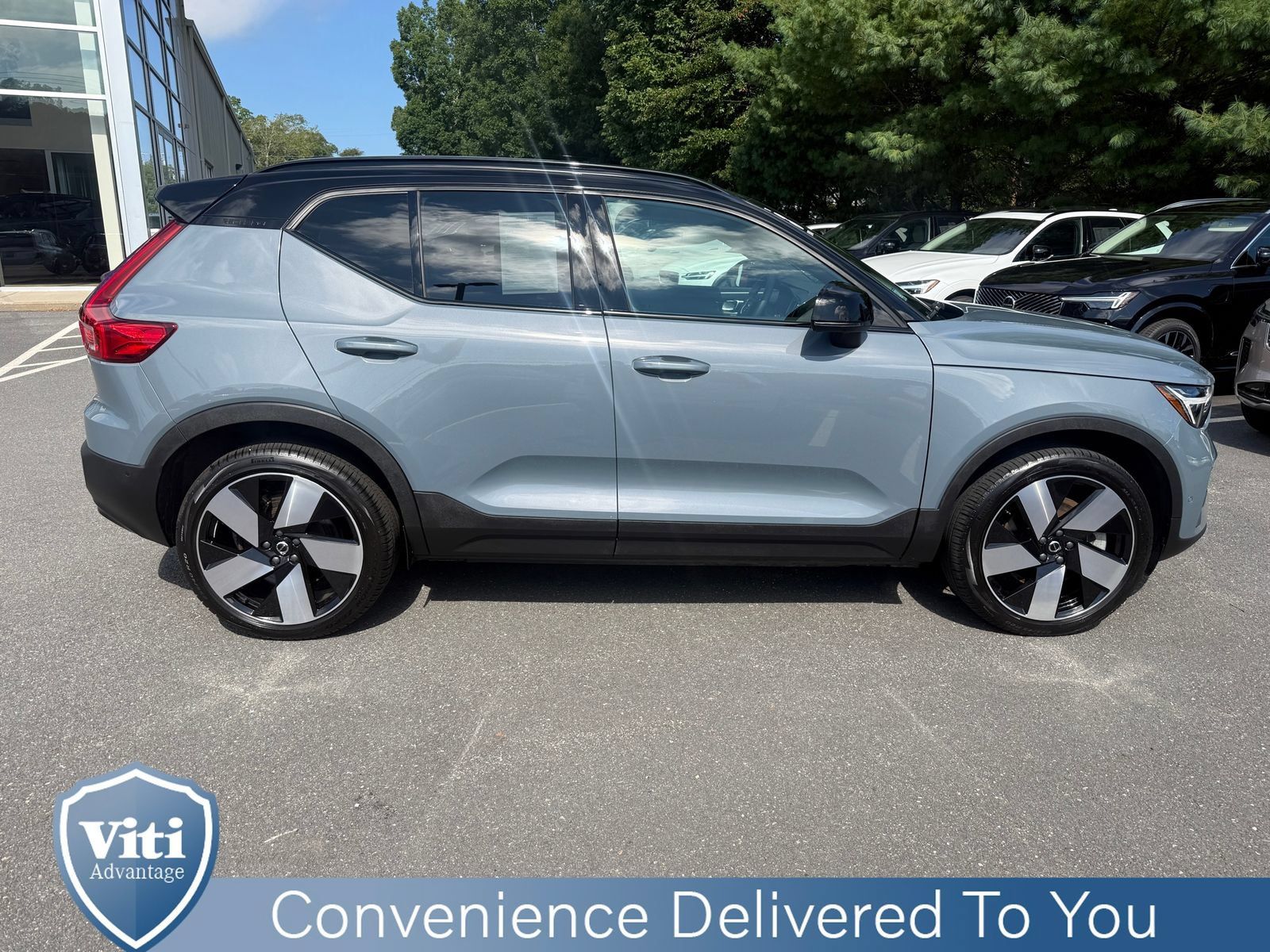 Certified 2023 Volvo XC40 Recharge Ultimate w/ Protection Package Premier AWD/4WD image 8