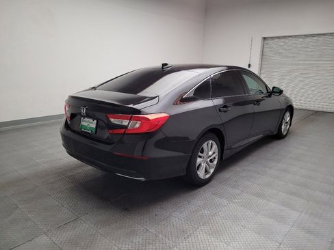 Used 2018 Honda Accord LX image 9