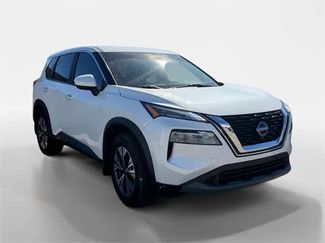Used 2023 Nissan Rogue SV video 2