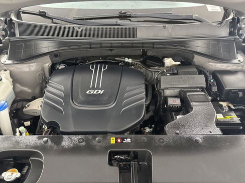Used 2017 Kia Sorento SX image 40