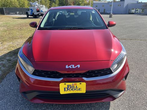 Certified 2023 Kia Forte LXS image 2