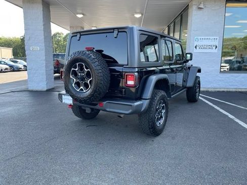 Used 2023 Jeep Wrangler Unlimited Rubicon w/ Cold Weather Group AWD/4WD image 5