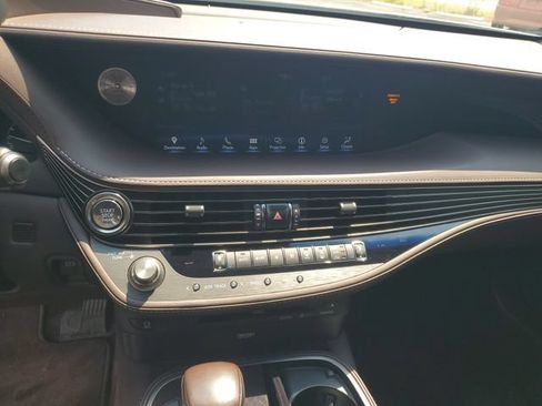Used 2018 Lexus LS 500 w/ Interior Upgrade Package RWD image 23