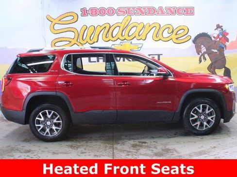 Used 2023 GMC Acadia SLE w/ LPO, Floor Liner Package AWD/4WD image 1