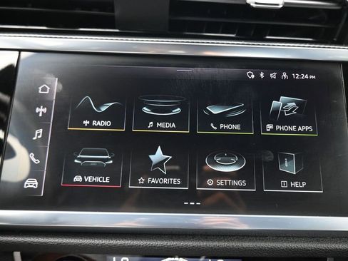 Used 2023 Audi Q3 2.0T Premium image 18