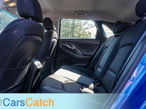 Used 2018 Hyundai Elantra GT image 20