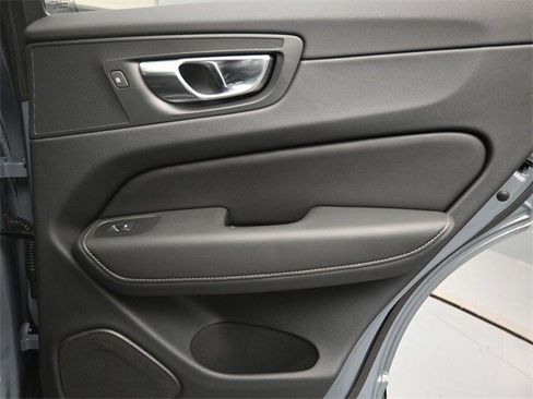 Certified 2023 Volvo XC60 B5 Ultimate image 29