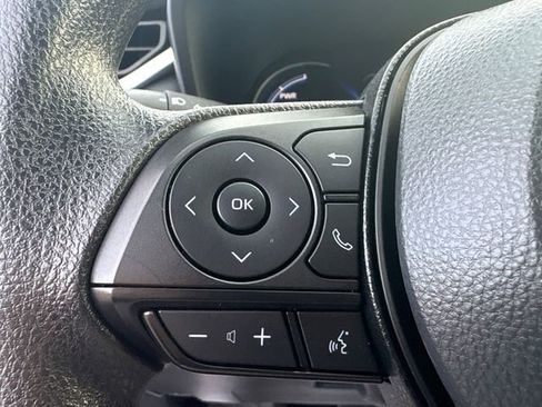 Used 2024 Toyota RAV4 XLE image 31