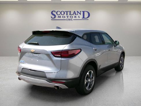 Used 2025 Chevrolet Blazer LT AWD/4WD image 6