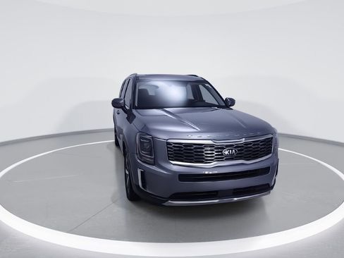 Used 2020 Kia Telluride S FWD image 2