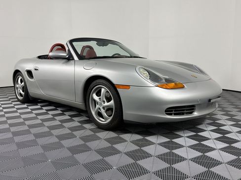 Used 1997 Porsche Boxster RWD image 7