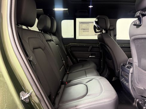 New 2026 Land Rover Defender 110 X-Dynamic SE AWD/4WD image 27