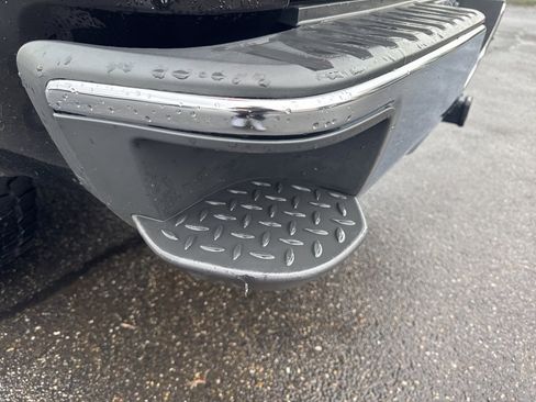 Used 2019 Chevrolet Silverado 1500 LT image 15