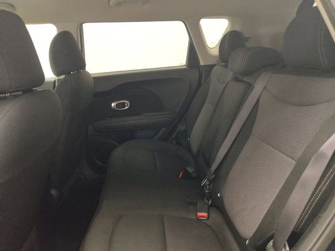 Used 2019 Kia Soul + FWD image 18
