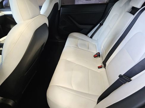Used 2022 Tesla Model 3 RWD image 12