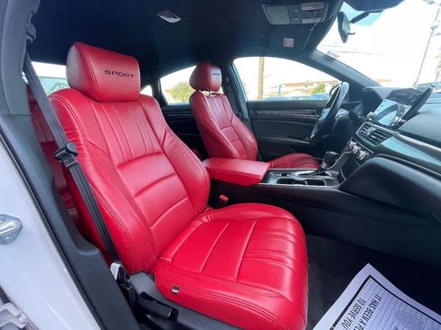 Used 2022 Honda Accord Sport image 13