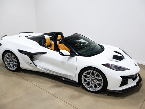 Used 2026 Chevrolet Corvette ZR1 w/ Battery Protection Package RWD image 63